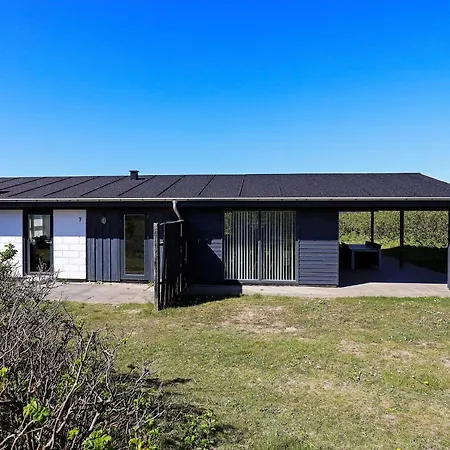 4 Star Holiday Home In Lokken *