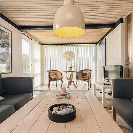 Three-Bedroom Holiday home in Løkken 39 Vakantiehuis Løkken