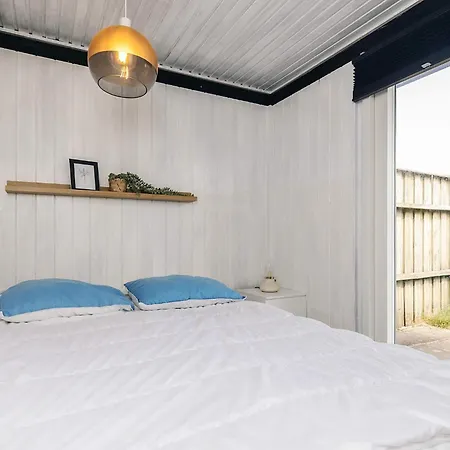 Three-Bedroom Holiday home in Løkken 39
