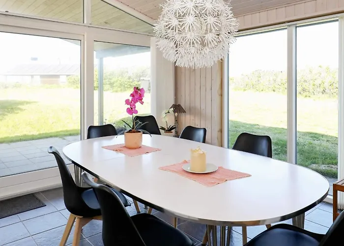 6 Person In Lokken-by Traum Løkken